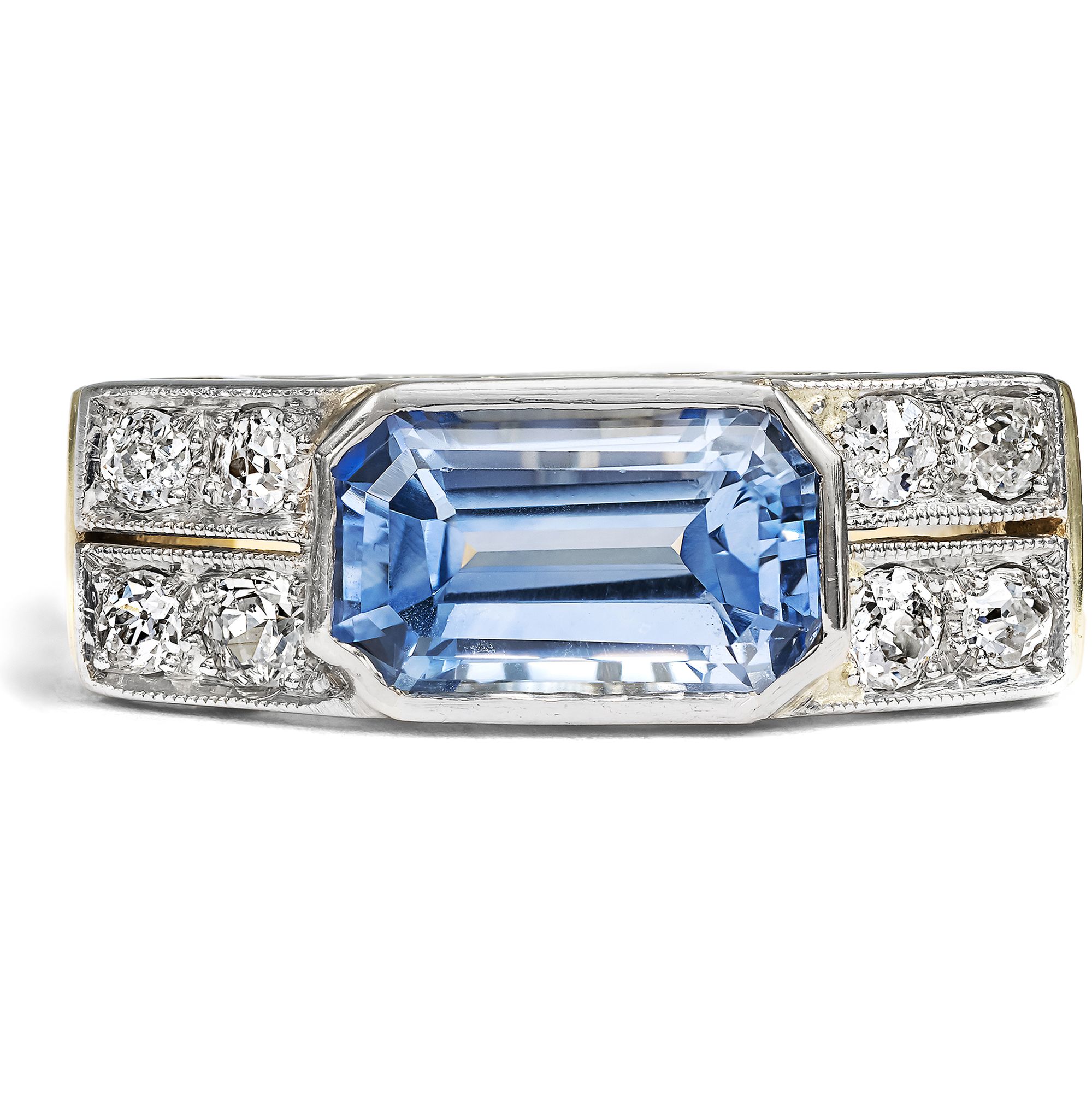 Eleganter Ring des späten Art Déco mit Saphir & Diamanten, um 1930 Eleganter Ring des späten Art Déco mit Saphir & Diamanten, um 1930