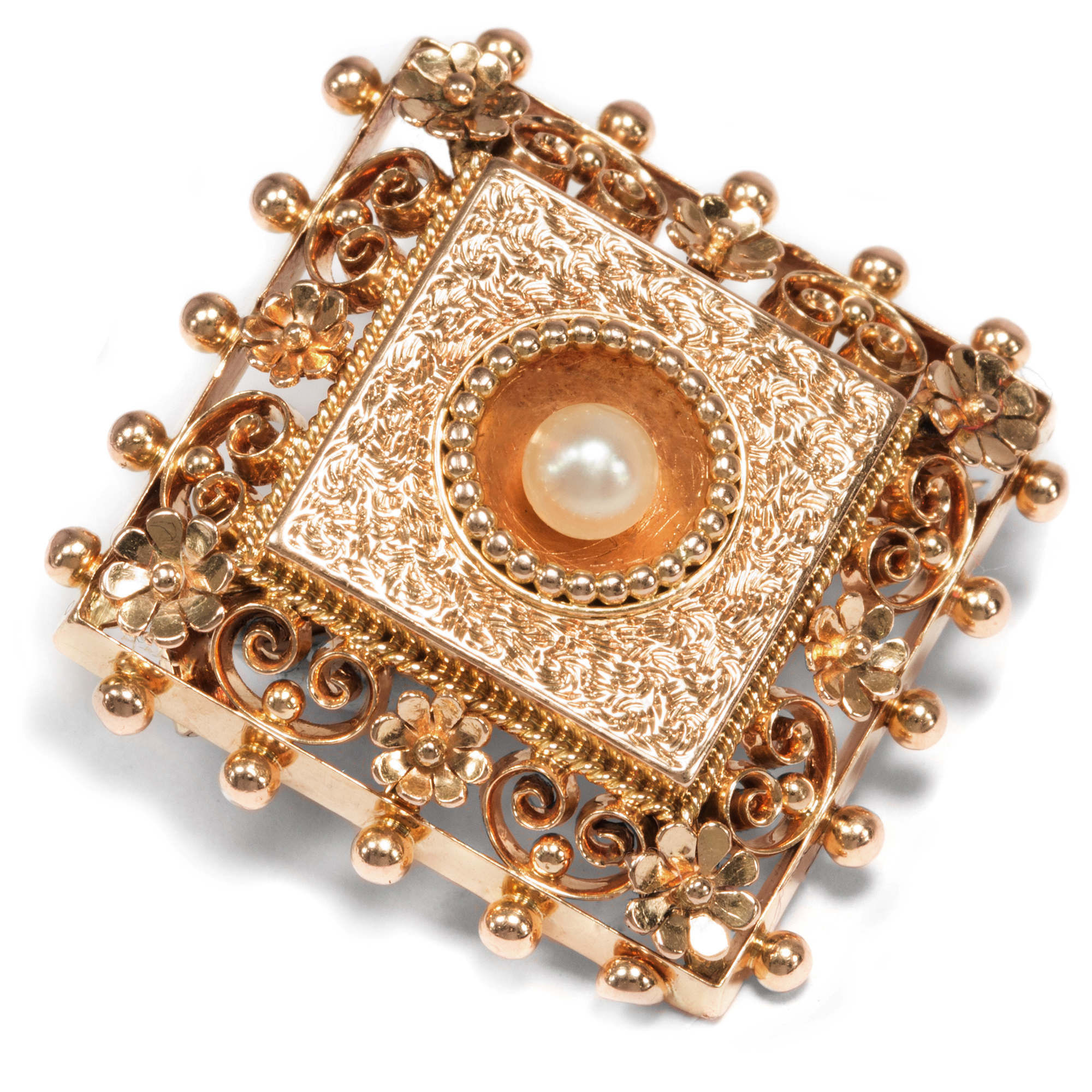 Ornamental Rose Gold Brooch with Pearl, circa 1885