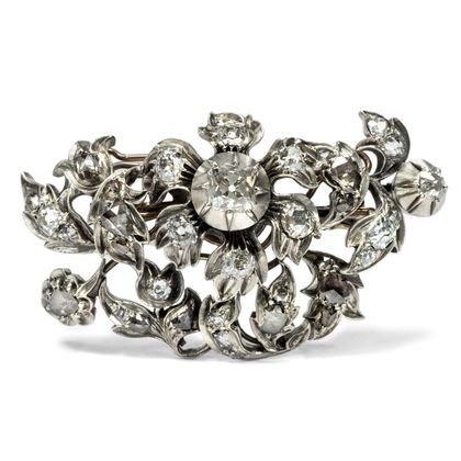 Antique diamond brooch of the Biedermeier period, around 1830 Antique diamond brooch of the Biedermeier period, around 1830