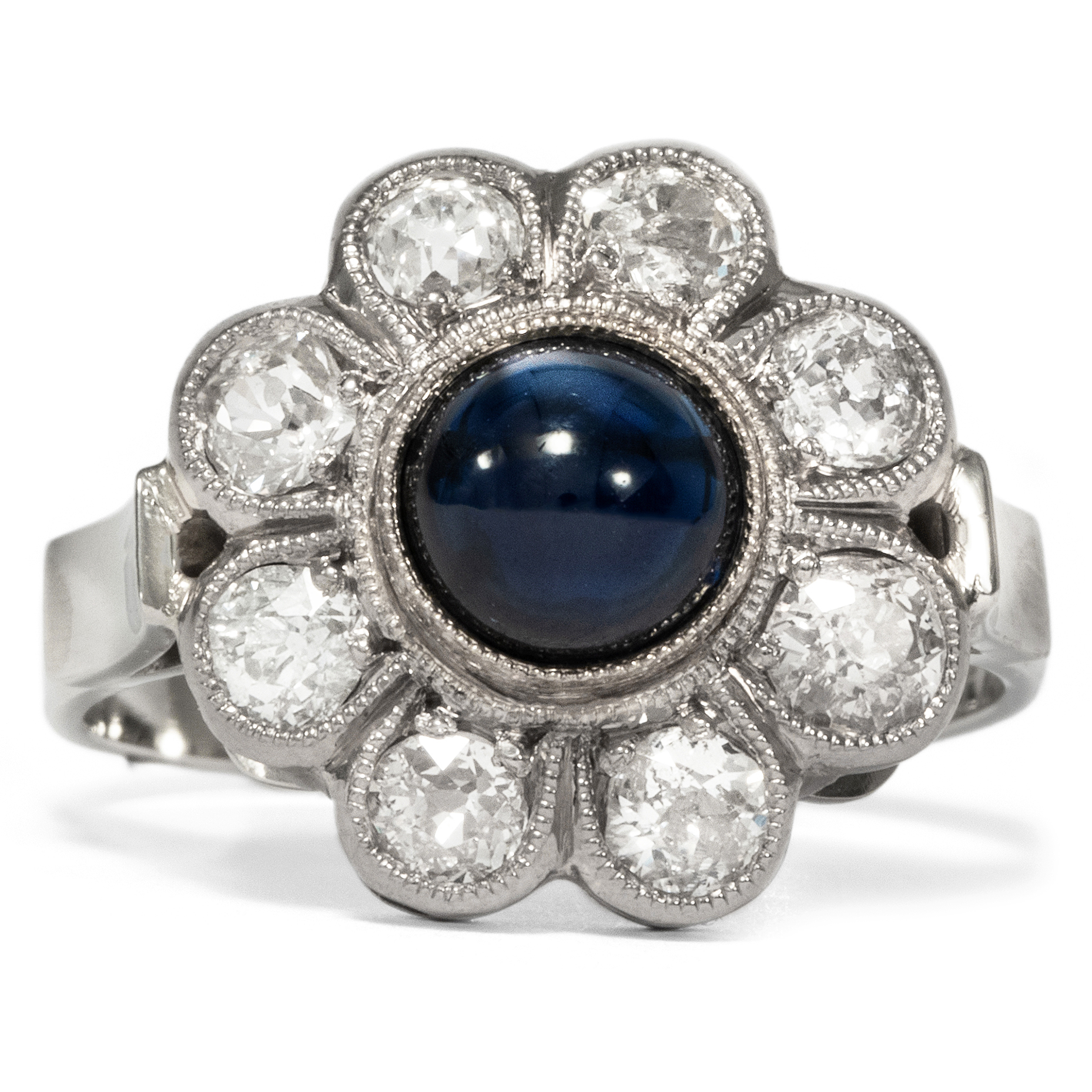 Vintage Entourage ring with sapphire and old cut diamonds, around 1960