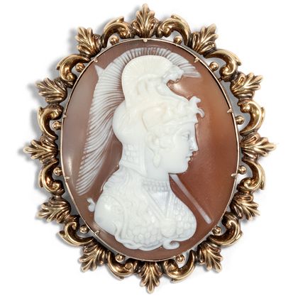 Schöne Brosche mit fein geschnittener Gemme der Athene in Gold, um 1850 Schöne Brosche mit fein geschnittener Gemme der Athene in Gold, um 1850