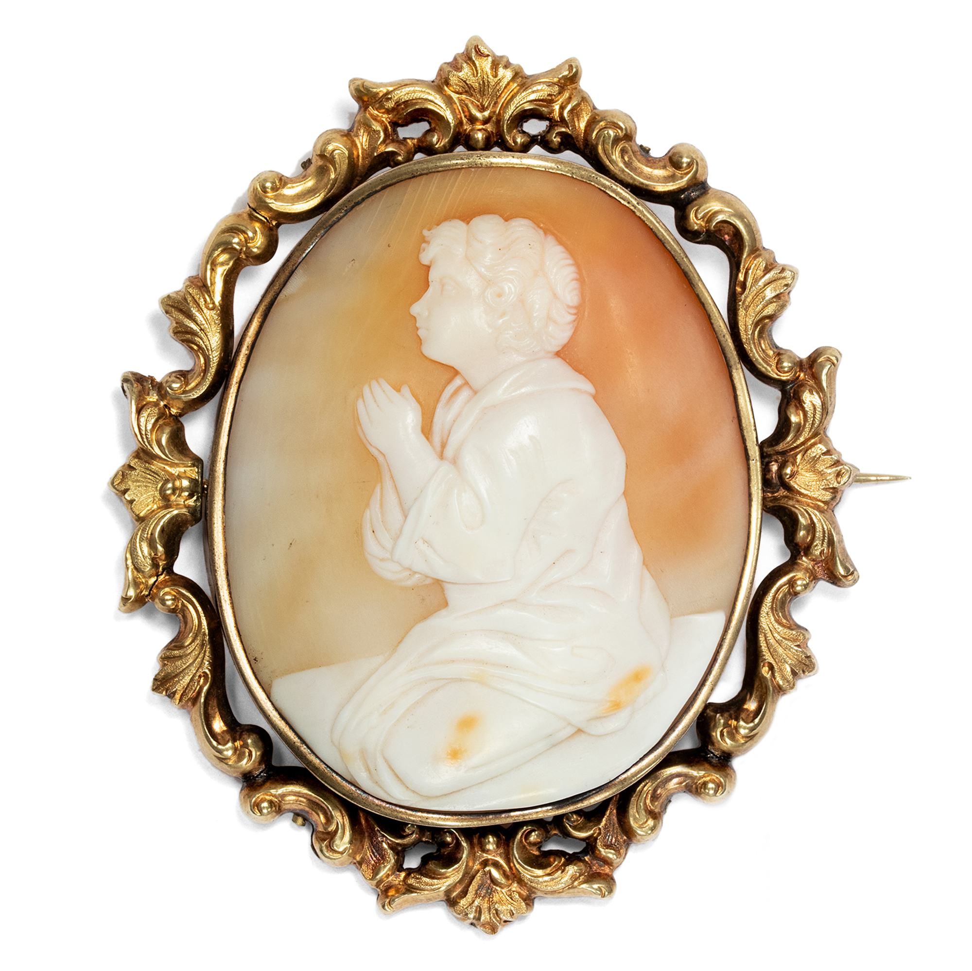 Victorian cameo after Sir Joshua Reynolds in gold setting, around 1855