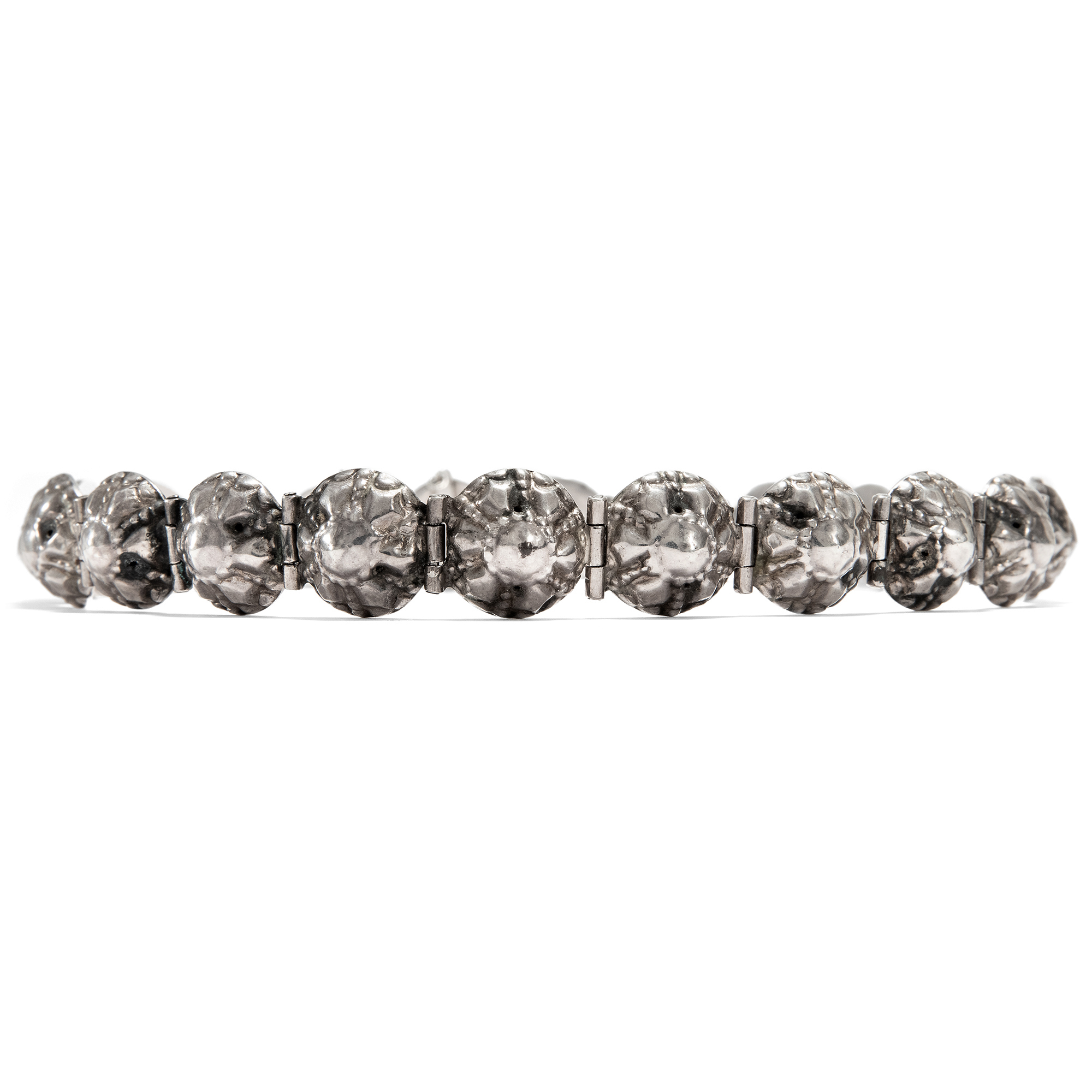 Antikes Trachtencollier im Bosse-Stil der Normandie aus Silber, datiert 1883 Antikes Trachtencollier im Bosse-Stil der Normandie aus Silber, datiert 1883