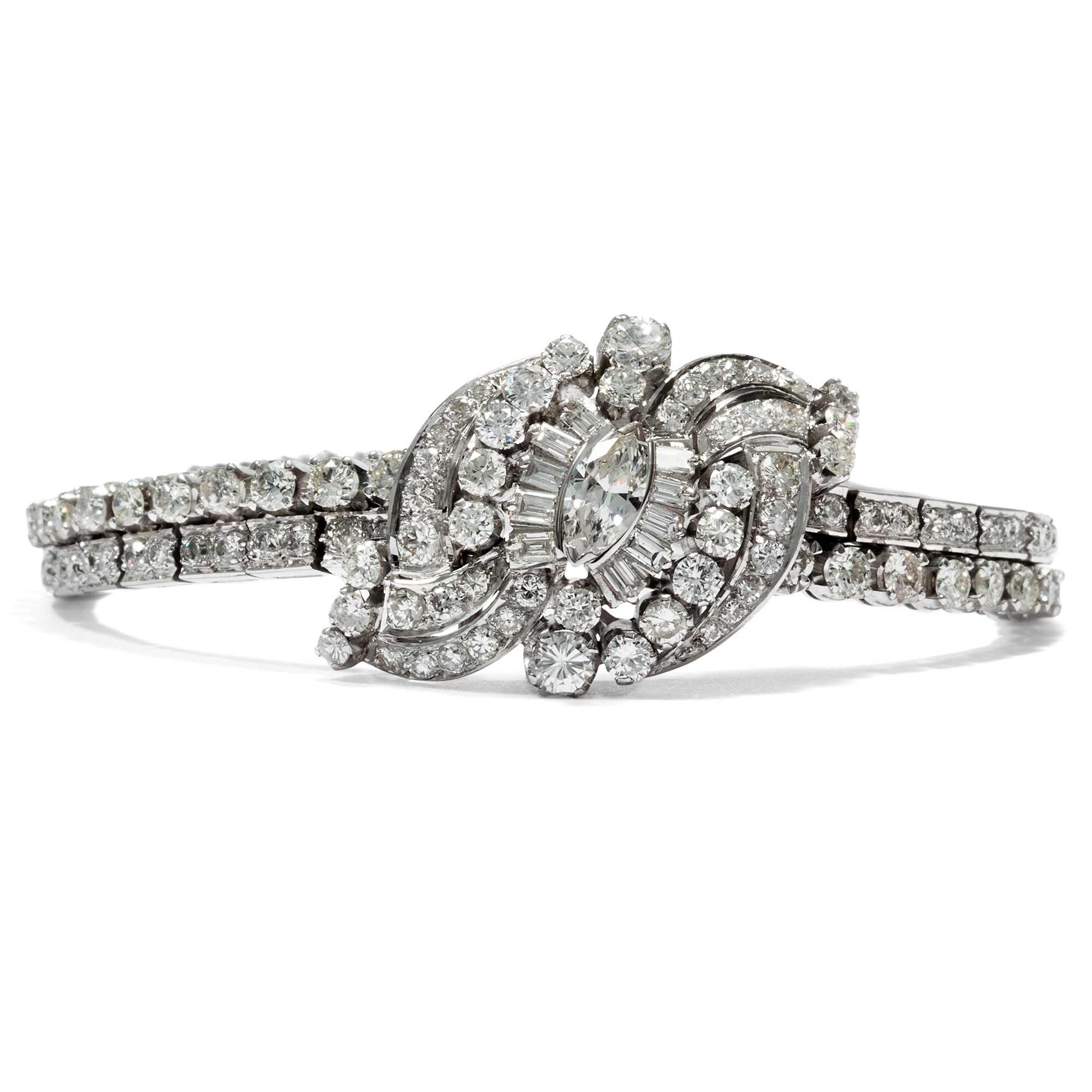 Vintage bracelet with 6.85 ct diamonds in white gold, around 1960