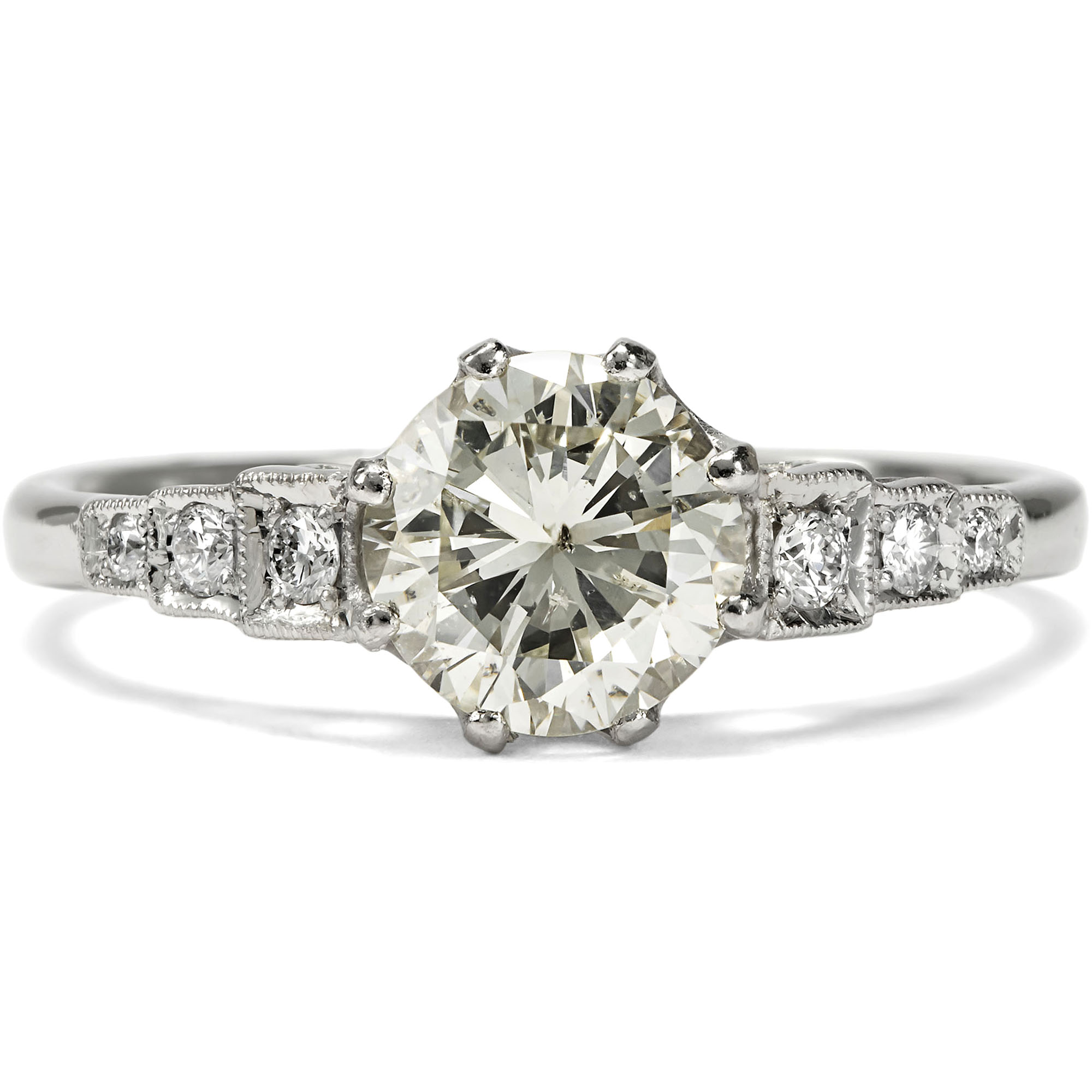 Modern platinum ring with impressive 1.28 ct diamond solitaire, ca. 1950/2019