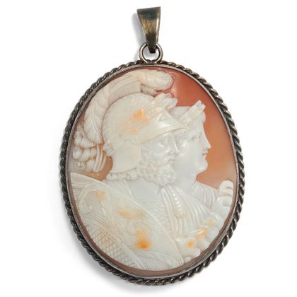 Große Muschelkamee mit Darstellung des Mars und der Bellona, um 1875 Große Muschelkamee mit Darstellung des Mars und der Bellona, um 1875