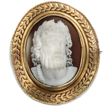 Antike Muschelgemme des Göttervaters in Gold-Brosche, um 1870 Antike Muschelgemme des Göttervaters in Gold-Brosche, um 1870