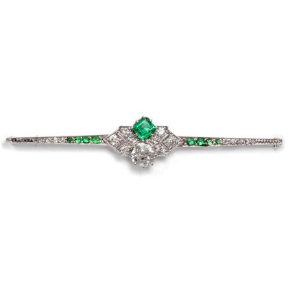 Elegant Art Deco brooch with emerald & diamonds, ca. 1928 Elegant Art Deco brooch with emerald & diamonds, ca. 1928