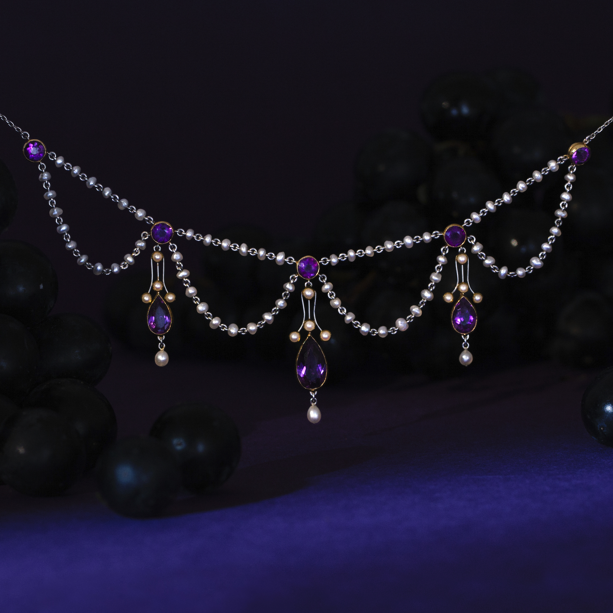 in Amethyst Antikschmuck & Zarteste um Platin Gold, antikes Perlen-Collier Wunderbares & • Hofer Girlanden • 1905