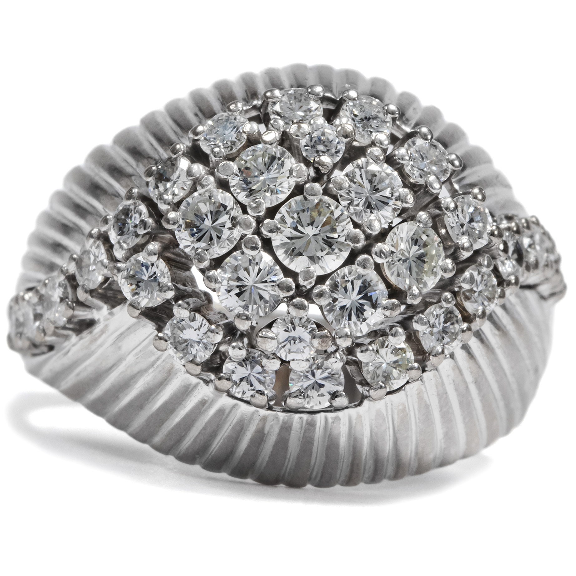 Expressive White Gold Ring With 1.25 ct of Diamonds, ca. 1970