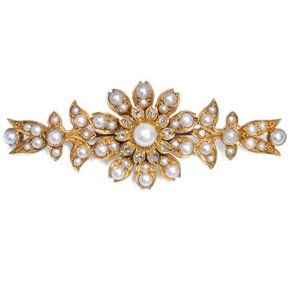 Zauberhafte Brosche mit Diamanten & Naturperlen, um 1900 Zauberhafte Brosche mit Diamanten & Naturperlen, um 1900