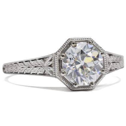 1,14 ct Altschliff Diamant Solitär in einem modernen Weißgoldring aus unserer Werkstatt 1,14 ct Altschliff Diamant Solitär in einem modernen Weißgoldring aus unserer Werkstatt