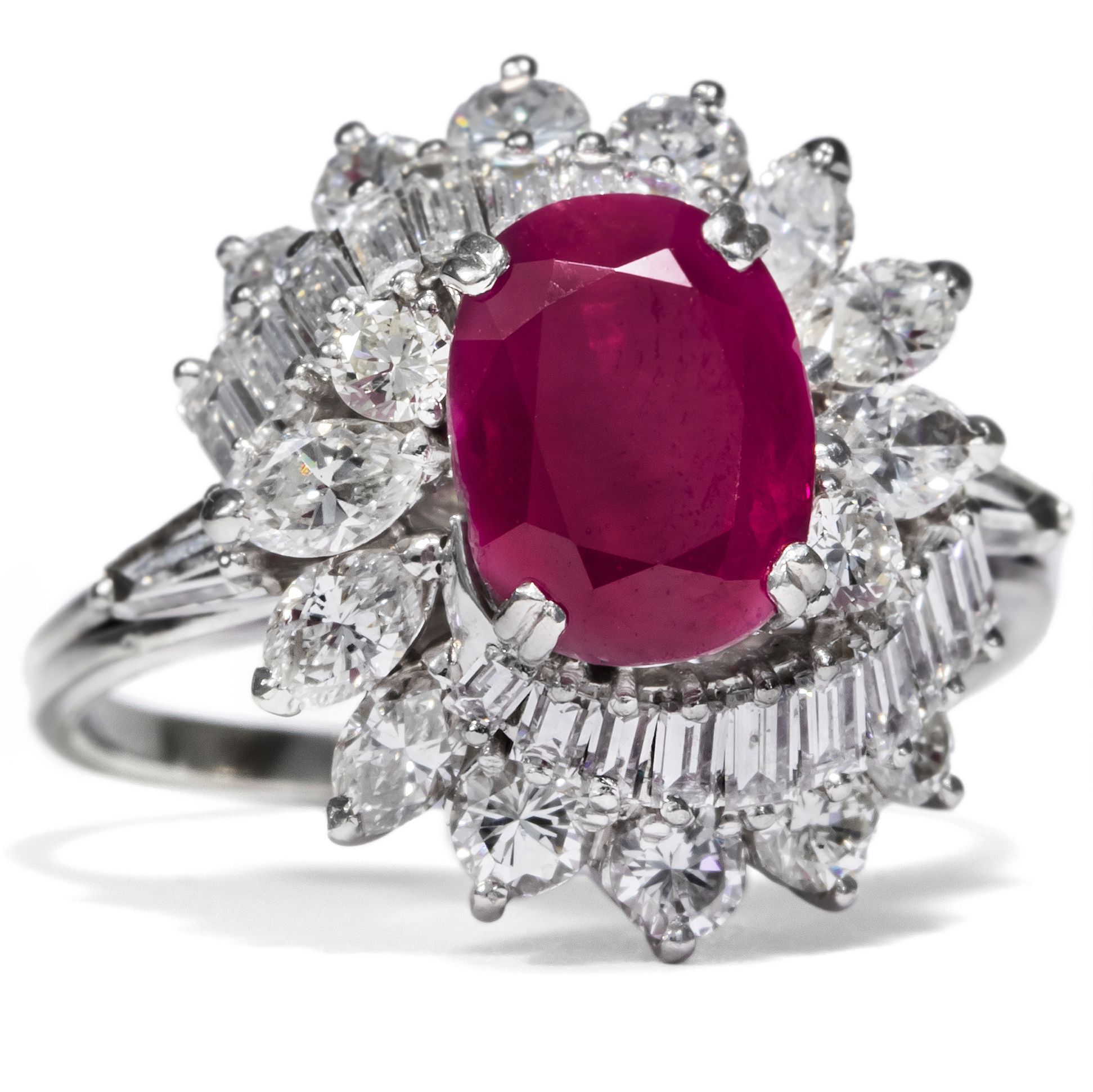 Vintage Platinum Ring With Untreated 2.80 ct Burma Ruby & Diamonds, 1960s