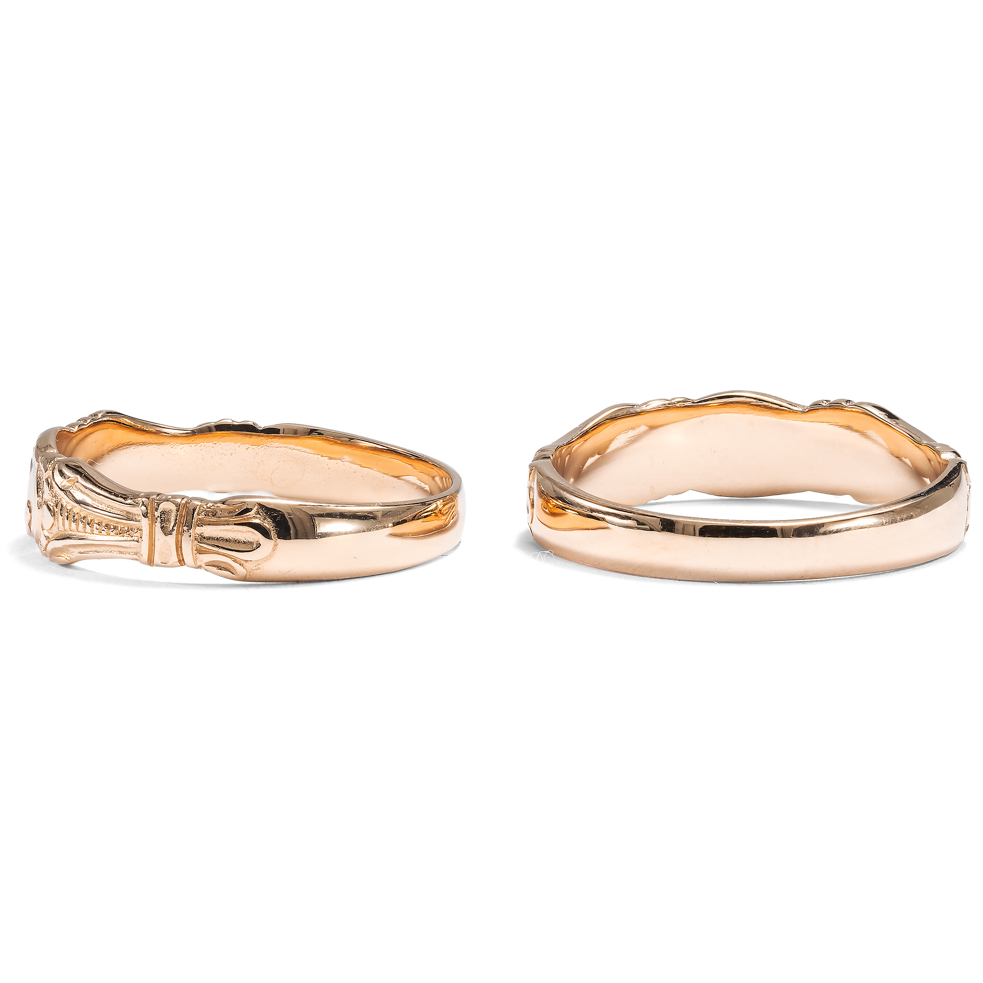 A Pair of Romantic Wedding Rings in High-Carat Rose Gold from Our Workshop A Pair of Romantic Wedding Rings in High-Carat Rose Gold from Our Workshop