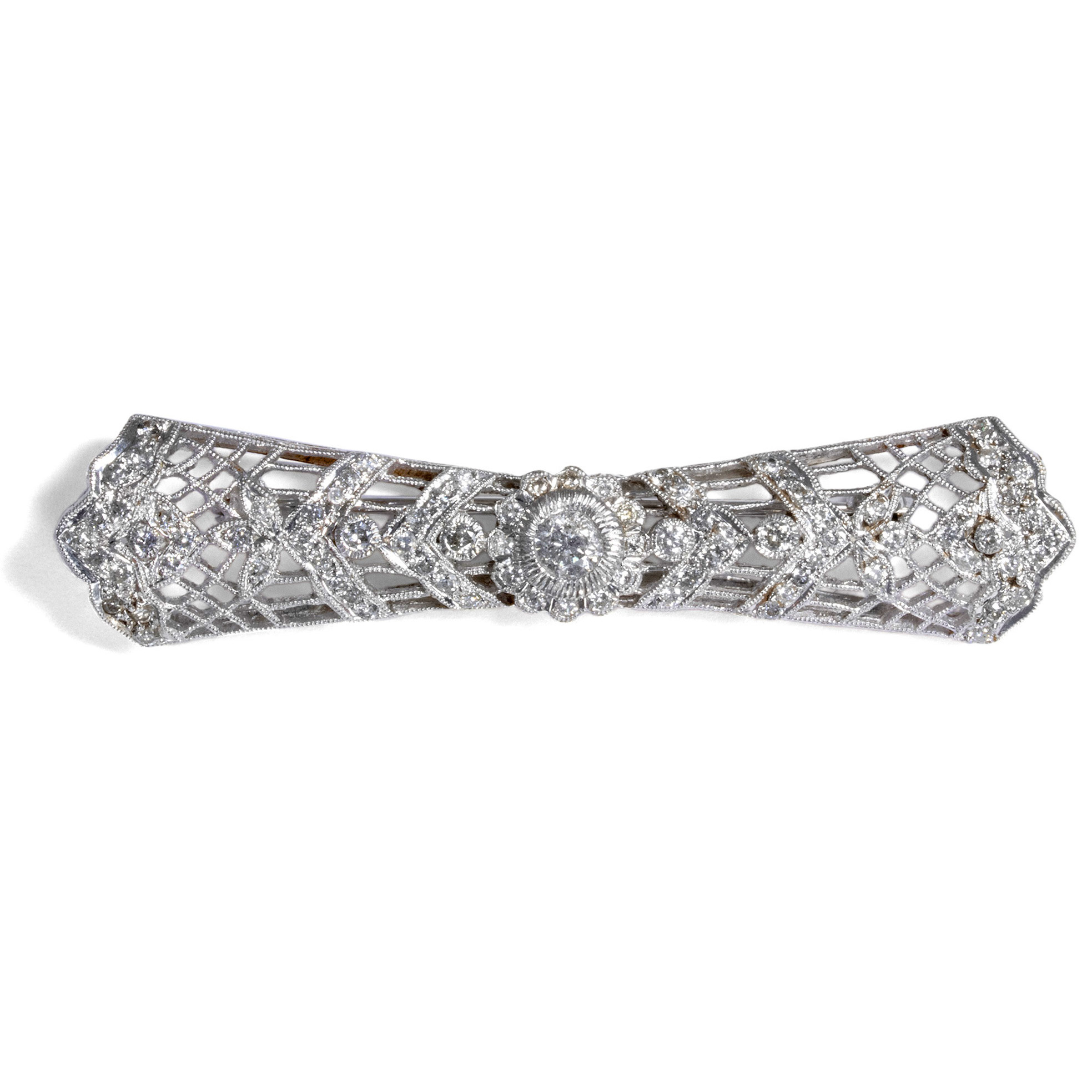 Elegant Vintage Brooch With Diamonds in White Gold, USA ca. 2010