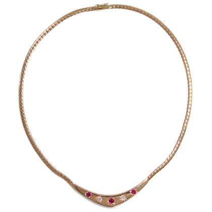 Romantisches Collier mit Rubinen & antiken Diamanten, um 1980 Romantisches Collier mit Rubinen & antiken Diamanten, um 1980