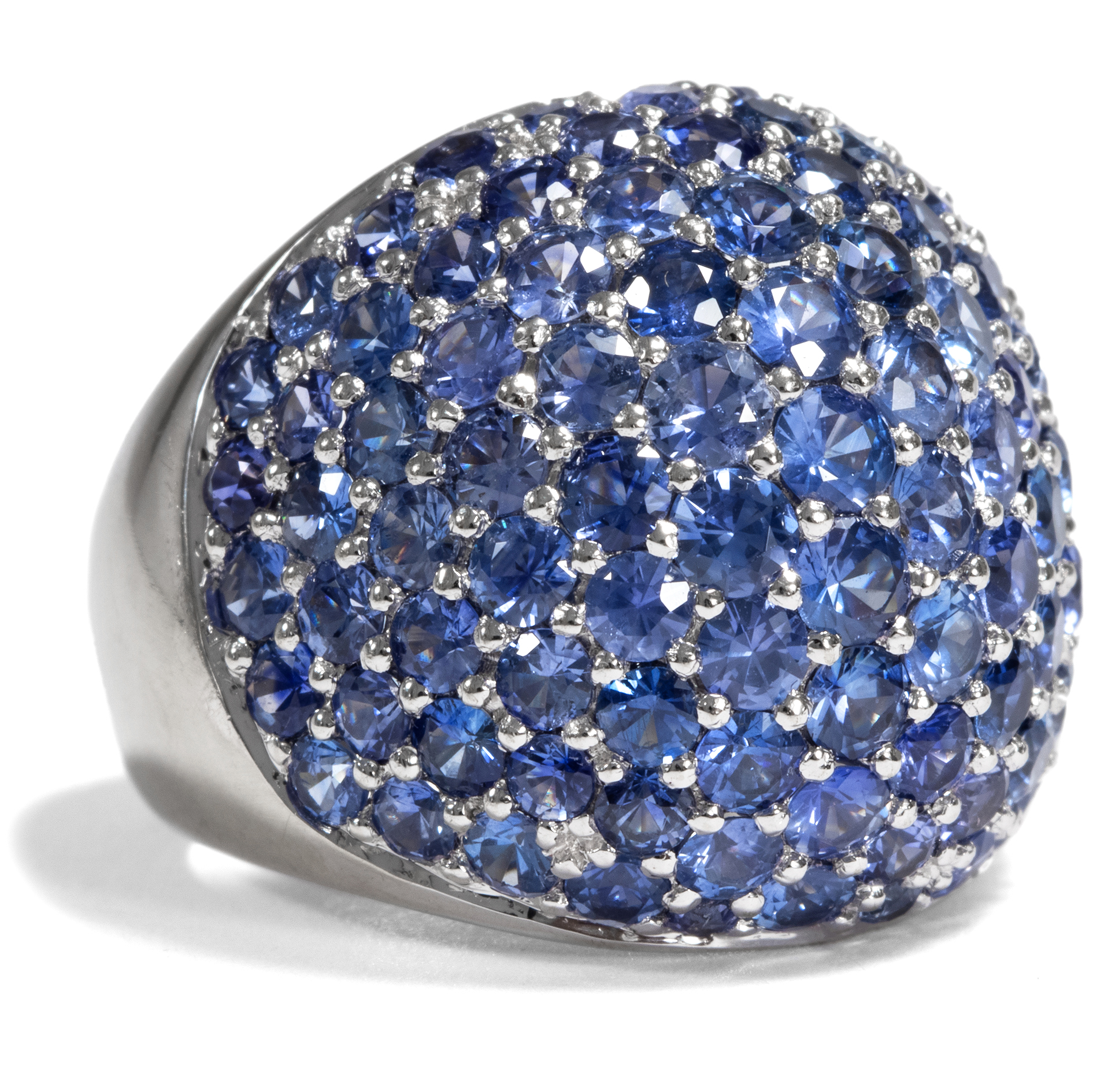 Vintage Ring With 10 Carat Blue Sapphires in White Gold, ca. 2000