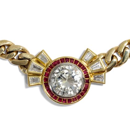Erstklassiges vintage Gold-Collier mit Fünfkaräter Diamant und Rubinen um 1985 Erstklassiges vintage Gold-Collier mit Fünfkaräter Diamant und Rubinen um 1985