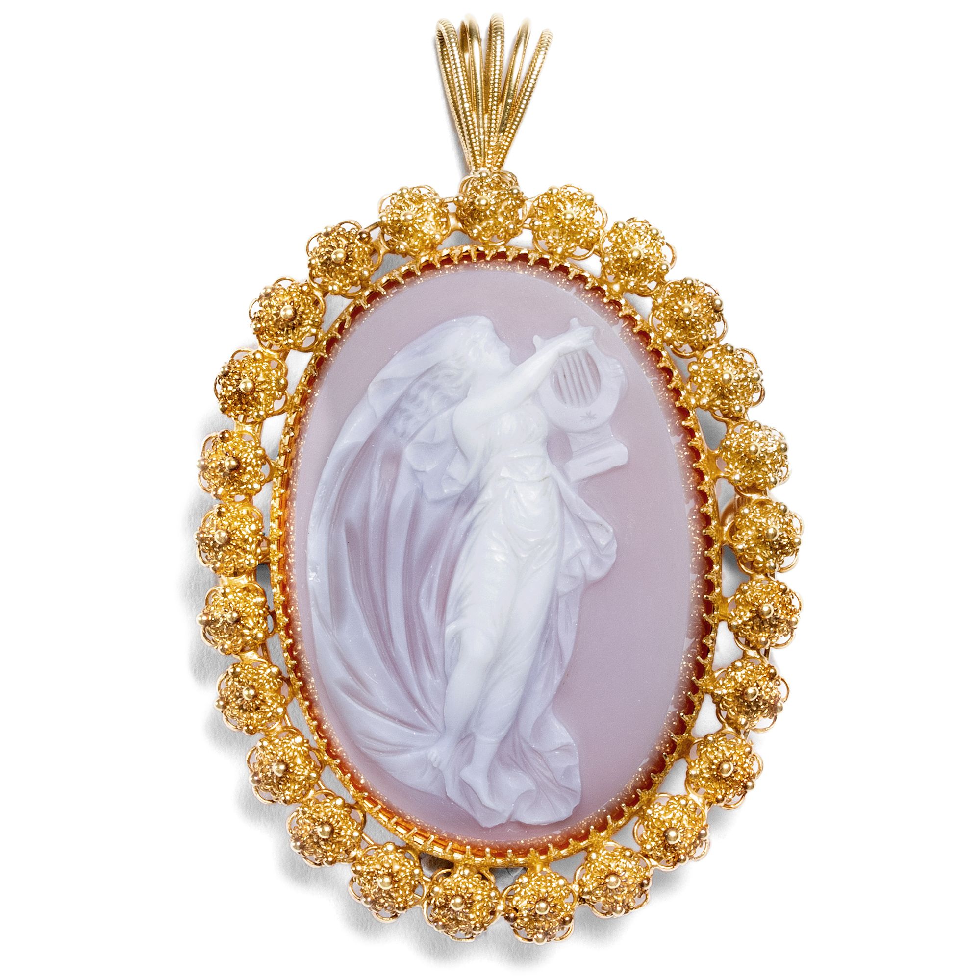 Graceful Layered Agate Cameo in Gold as Pendant & Brooch, c. 1900 & Later