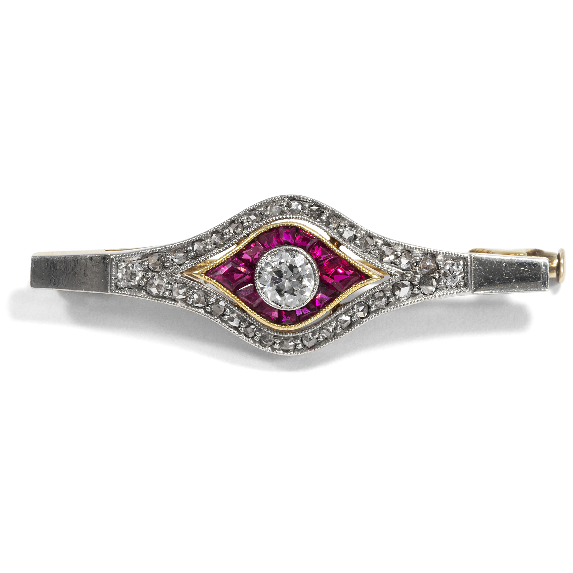 Timeless Brooch With Diamonds & Calibrated Rubies, Around 1910