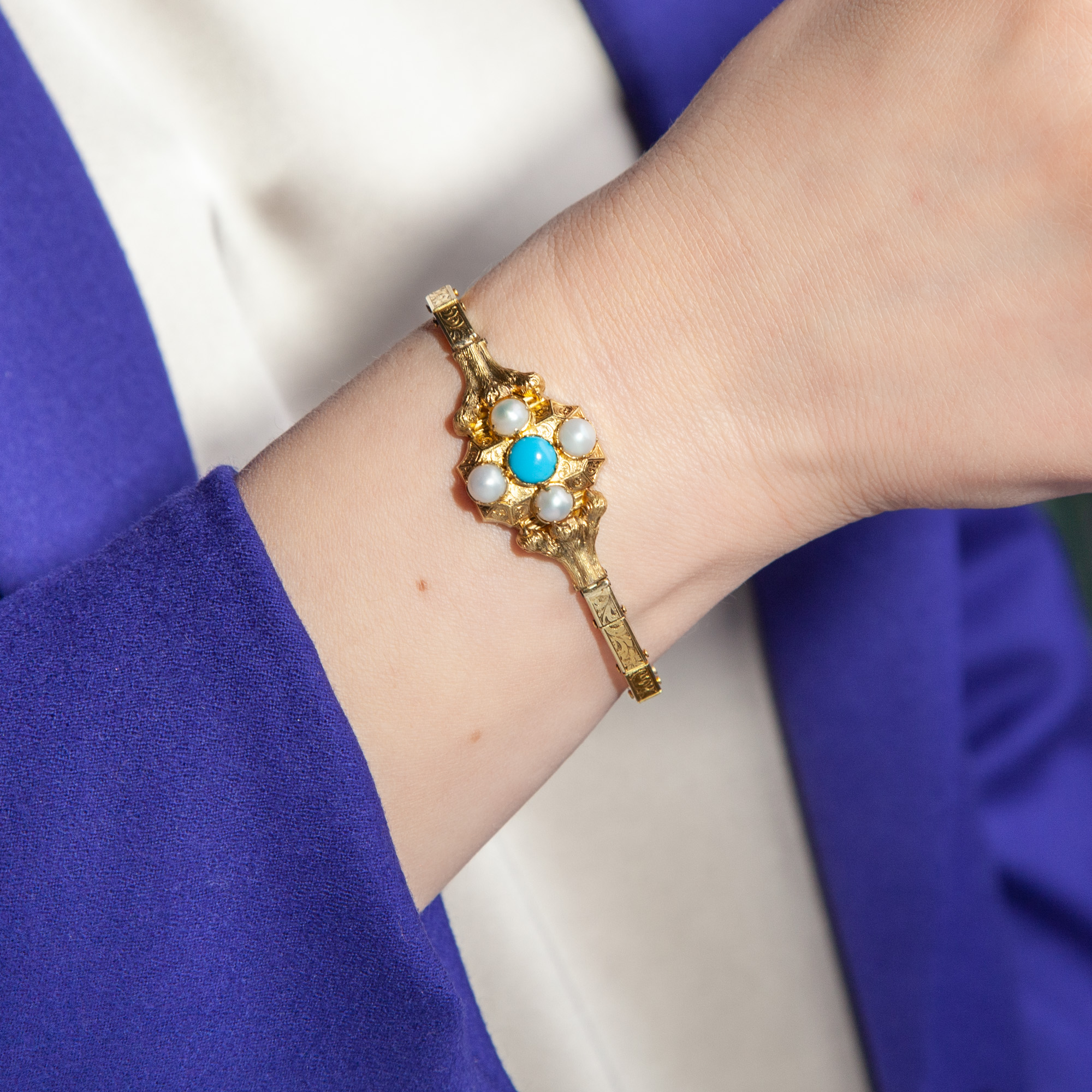 Victorian Bracelet With Pearls & Turquoise Paste in Gold, Around 1850