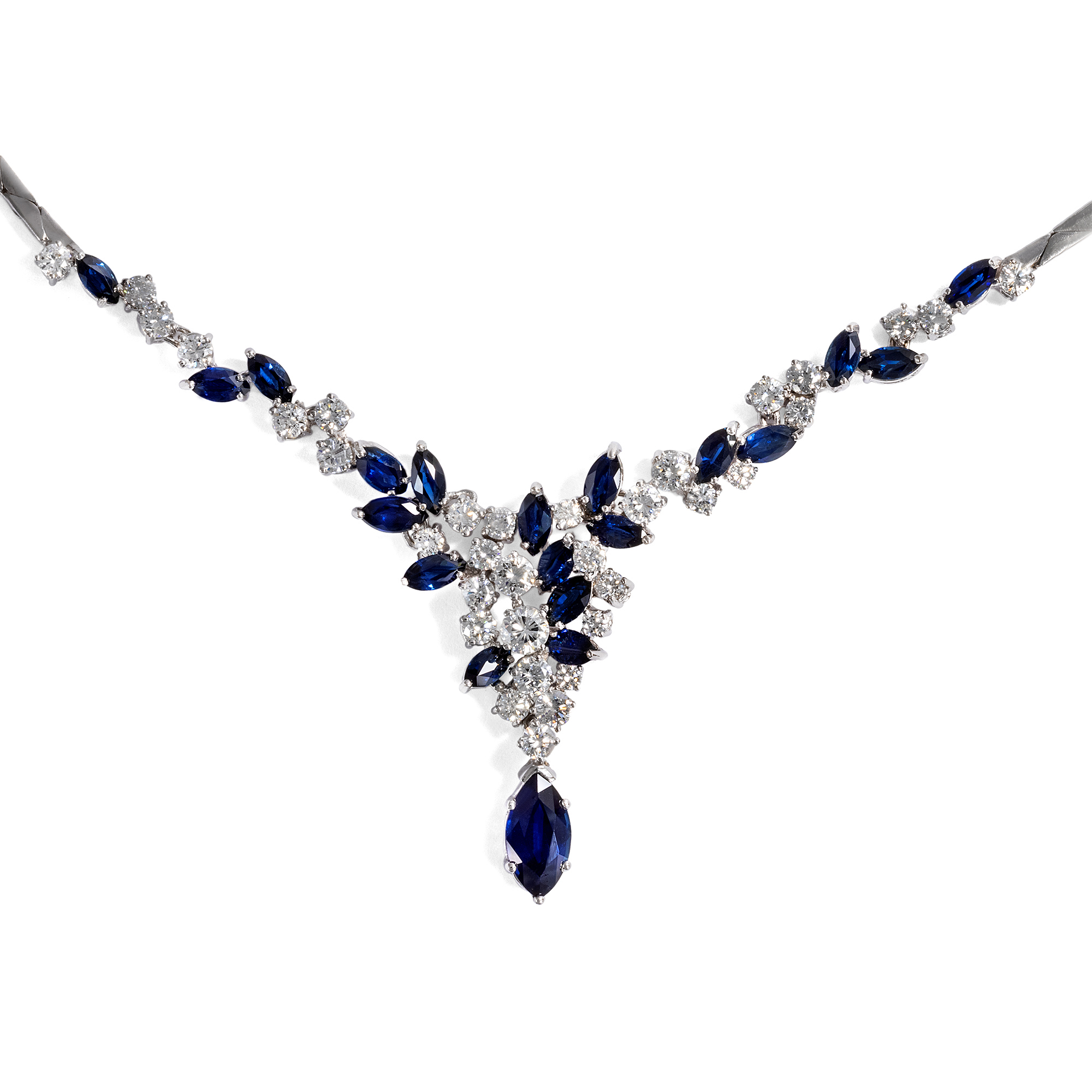 Fabulous Cluster Necklace With Sapphires & Diamonds in White Gold, ca. 1965