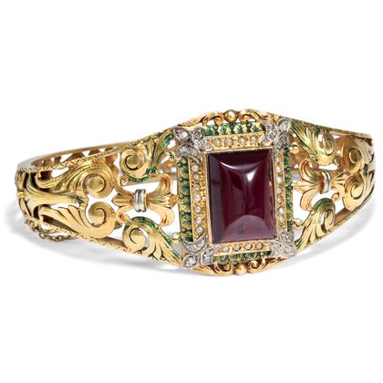 Splendid gold bangle with garnet, pearls & diamonds, ca. 1850 Splendid gold bangle with garnet, pearls & diamonds, ca. 1850