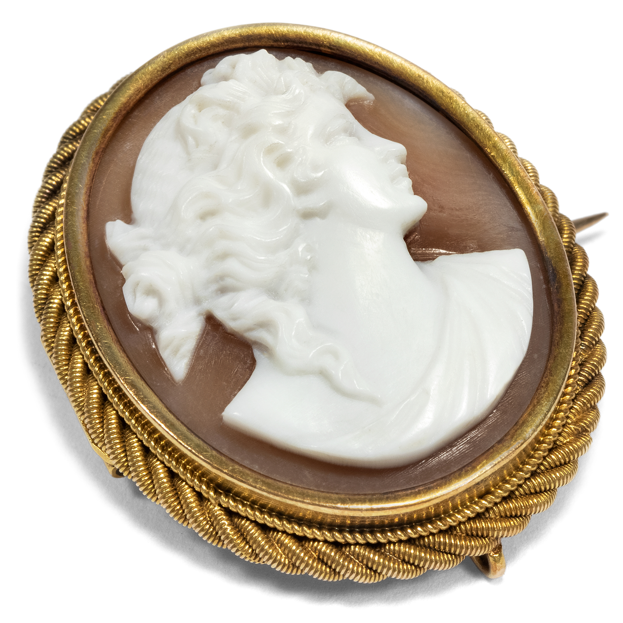 Fabulously Cut Cameo From Shell in Gold, Italy ca. 1880