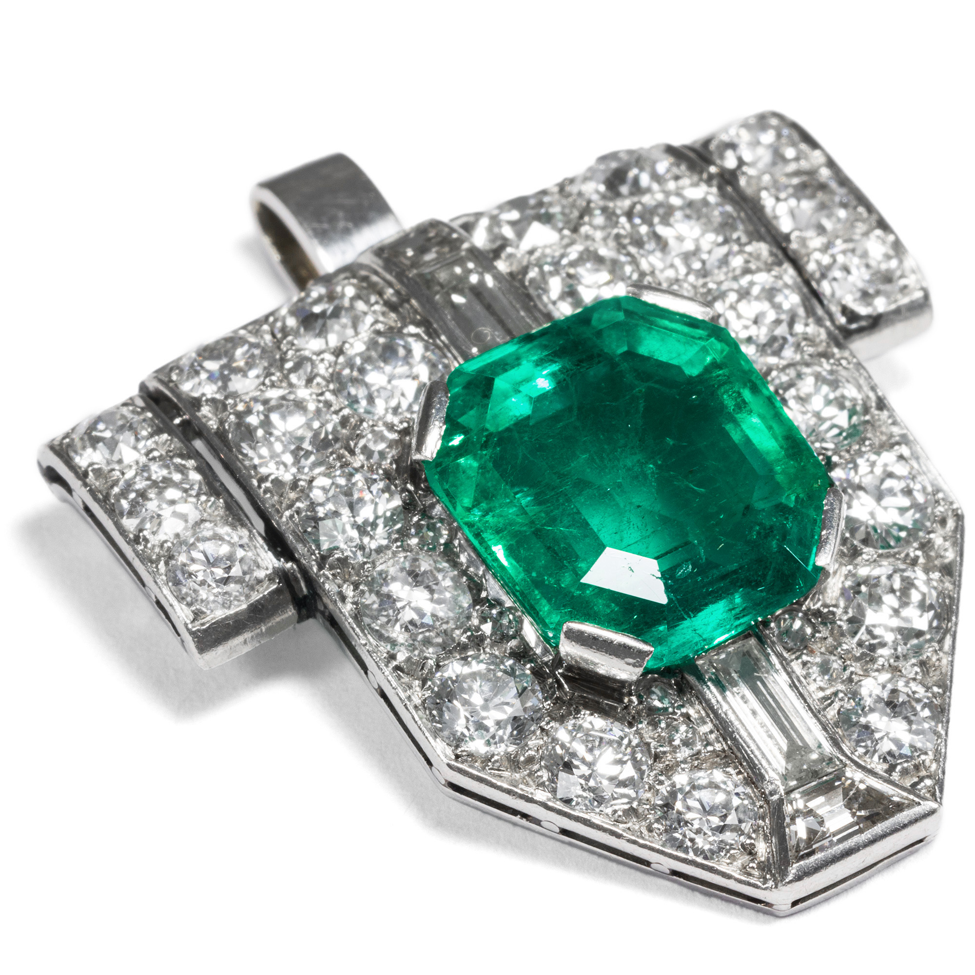 Precious Brooch With Colombian Emerald & Diamonds In Platinum, Circa 1930