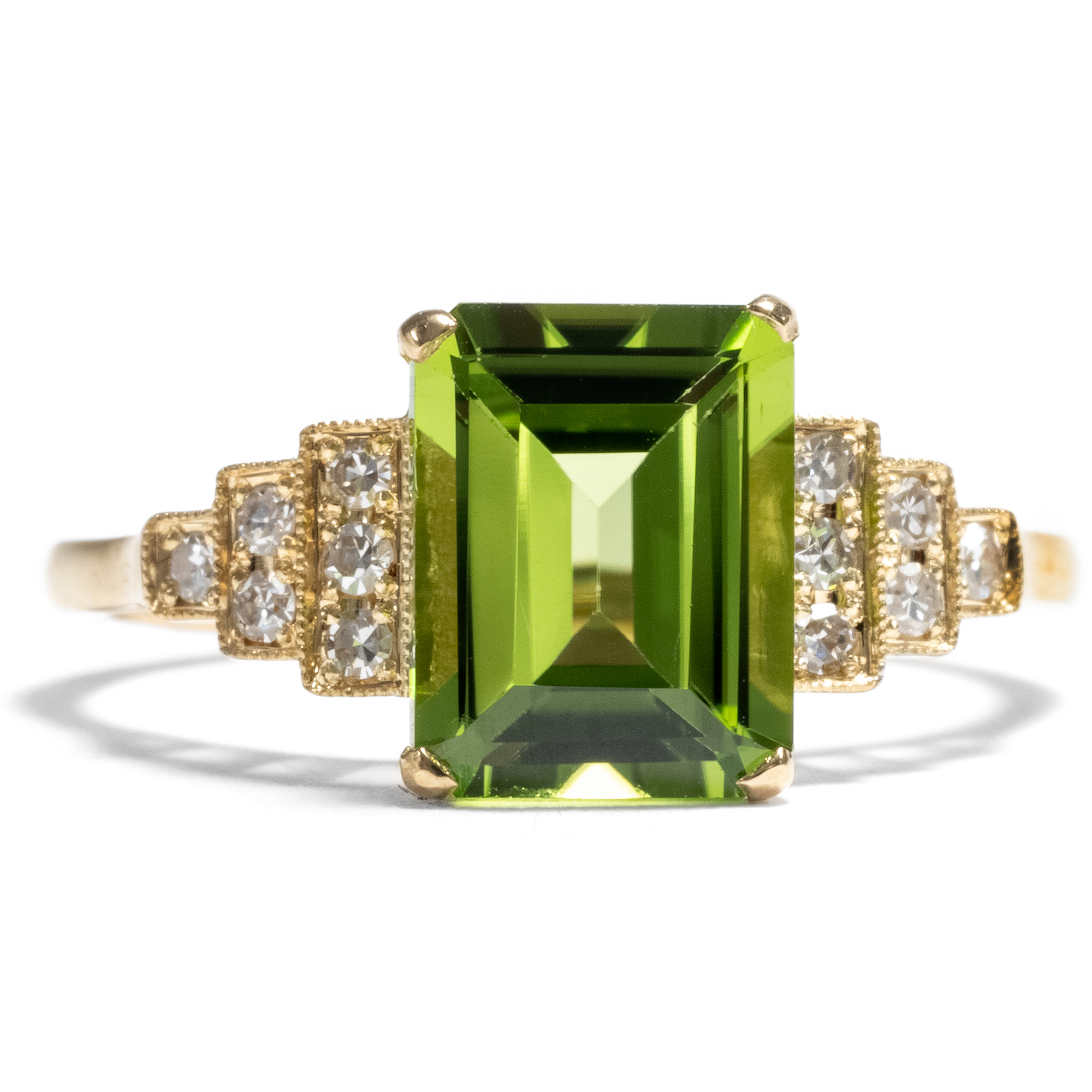 Ungetragener Peridot- & Diamantring aus Gold aus unserer Werkstatt