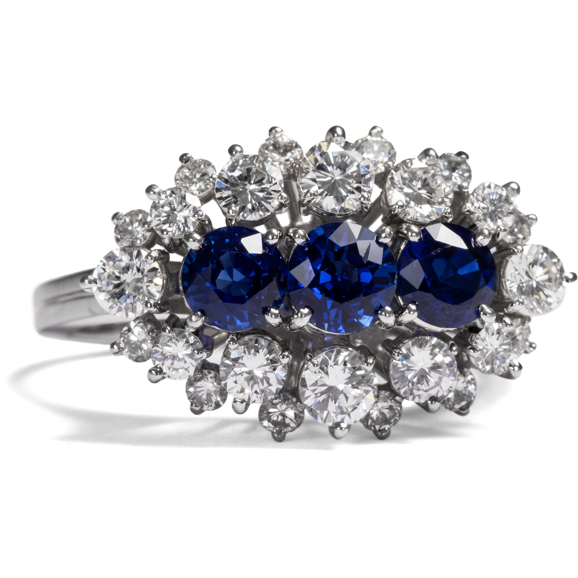 Elegant Vintage Sapphire & Diamond Ring Made of White Gold, Germany ca. 1970