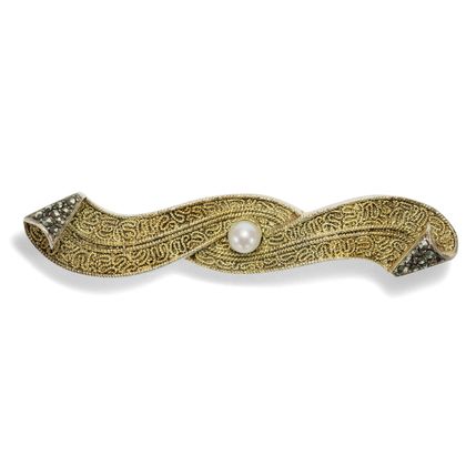 Vintage brooch by Theodor Fahrner with marcasites & pearl, ca. 1955 Vintage brooch by Theodor Fahrner with marcasites & pearl, ca. 1955