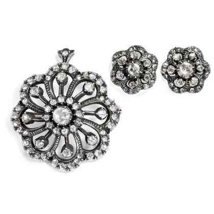 Vintage Demi-Parure mit Diamantrosen in Silber, Niederlande um 1955
Vintage Demi-Parure mit Diamantrosen in Silber, Niederlande um 1955