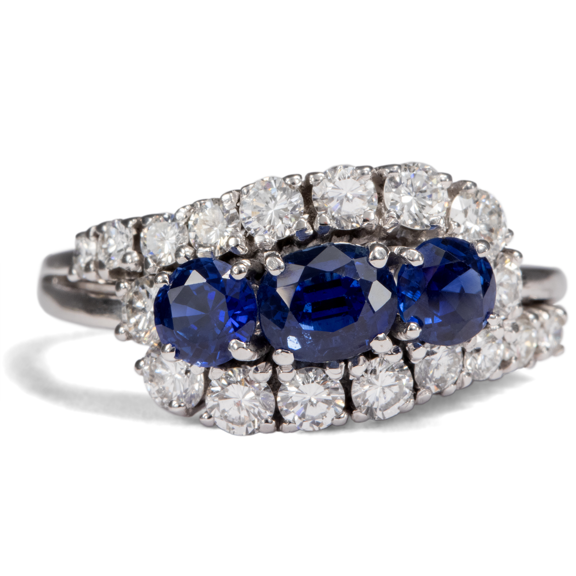 Precious Vintage Sapphire & Diamond Ring Made of White Gold, Wilhelm Müller, Germany ca. 1965