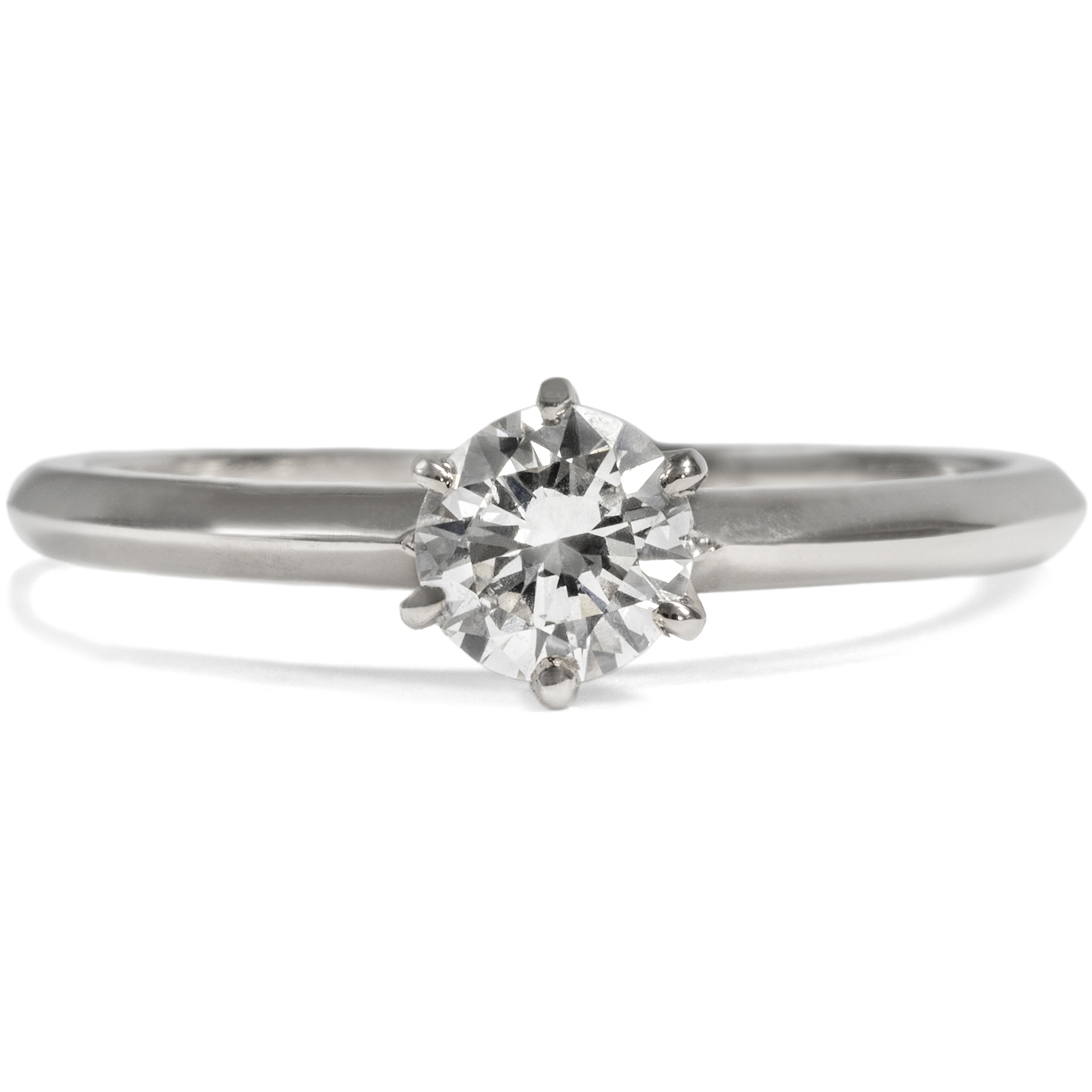 Klassischer Solitärring mit 0,42 ct Brillant in Weißgold, Wien 2021 Klassischer Solitärring mit 0,42 ct Brillant in Weißgold, Wien 2021