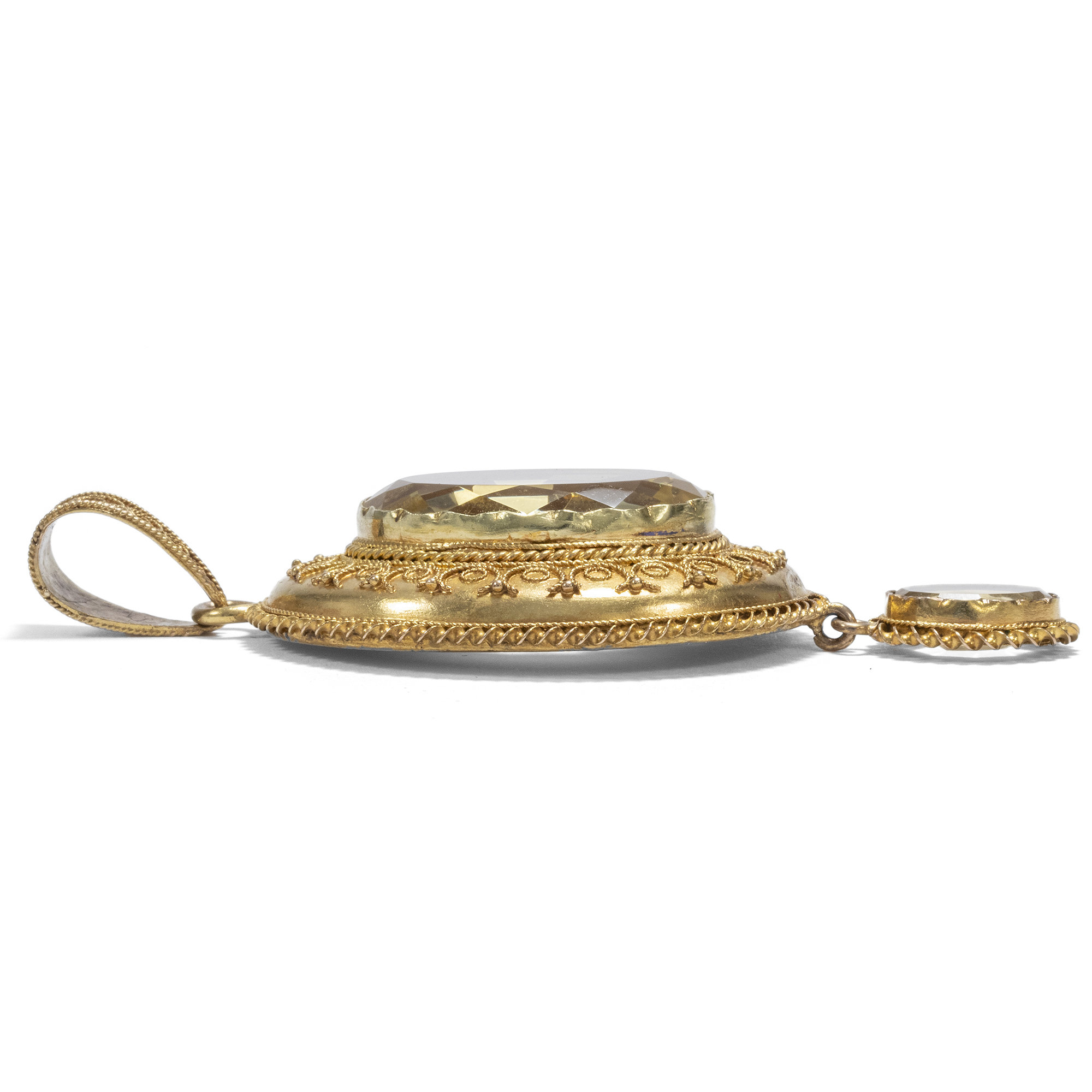 Großer viktorianischer Anhänger mit Citrinen in Gold, um 1870 Großer viktorianischer Anhänger mit Citrinen in Gold, um 1870
