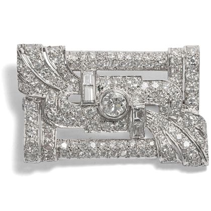 Kostbare Diamant-Brosche des Art Déco in Platin, um 1930 Kostbare Diamant-Brosche des Art Déco in Platin, um 1930