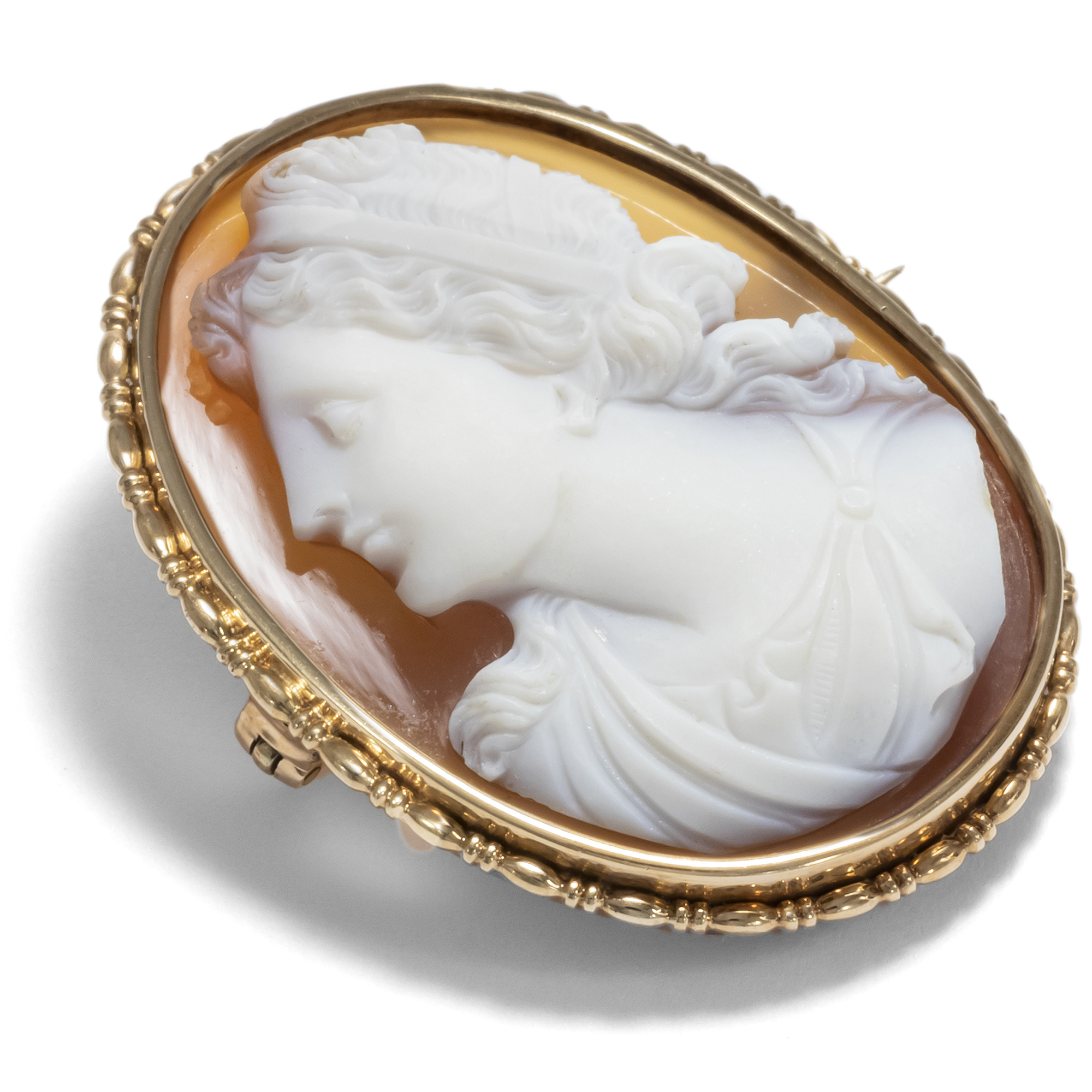 Antique Brooch With Agate Cameo of the God Apollo in Gold, Germany ca. 1910