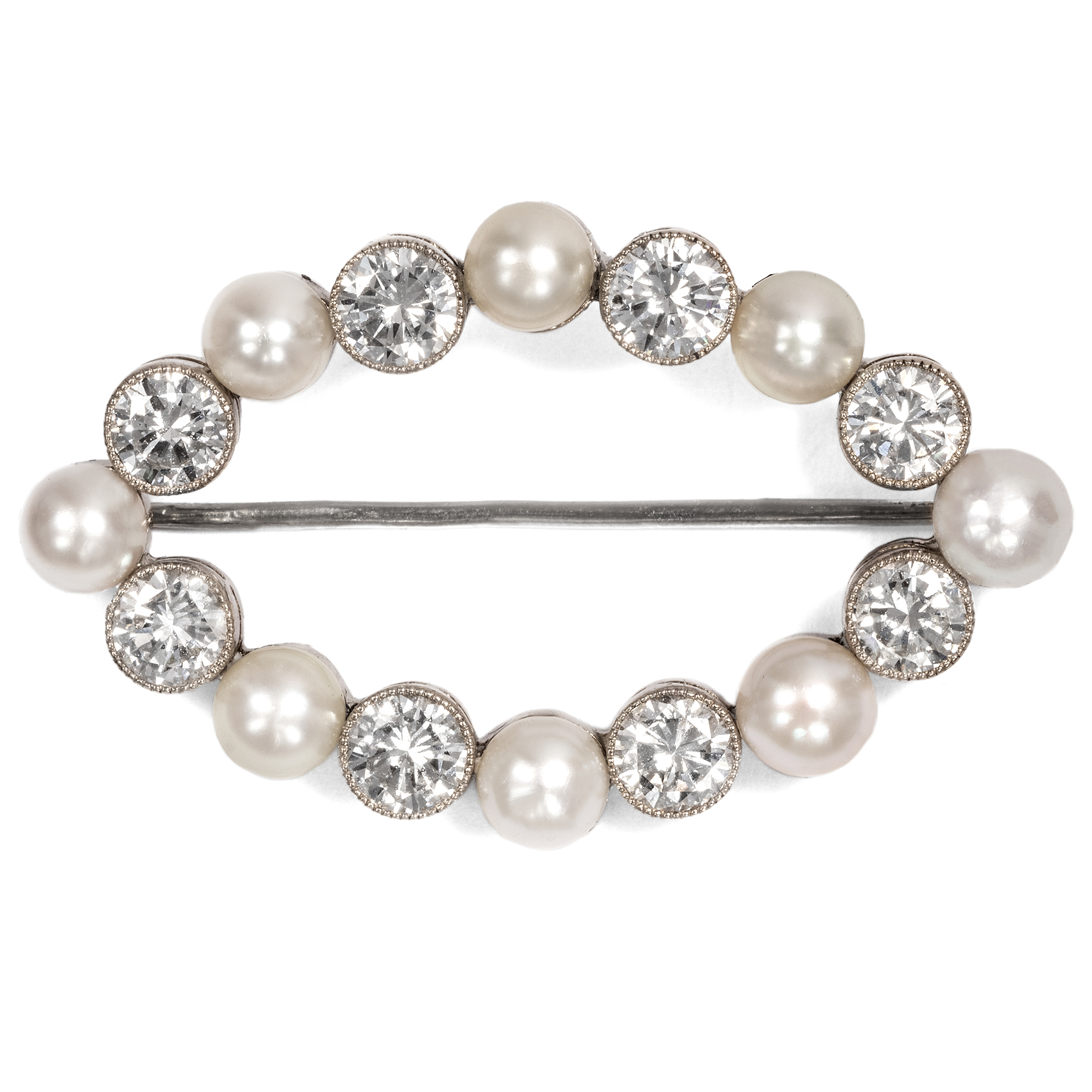 Precious Vintage Brooch With Natural Pearls & 2.16 ct of Diamonds, Dated 1971