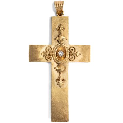 Kreuzanhänger des Historismus mit Diamant in vergoldetem Silber, um 1880 Kreuzanhänger des Historismus mit Diamant in vergoldetem Silber, um 1880