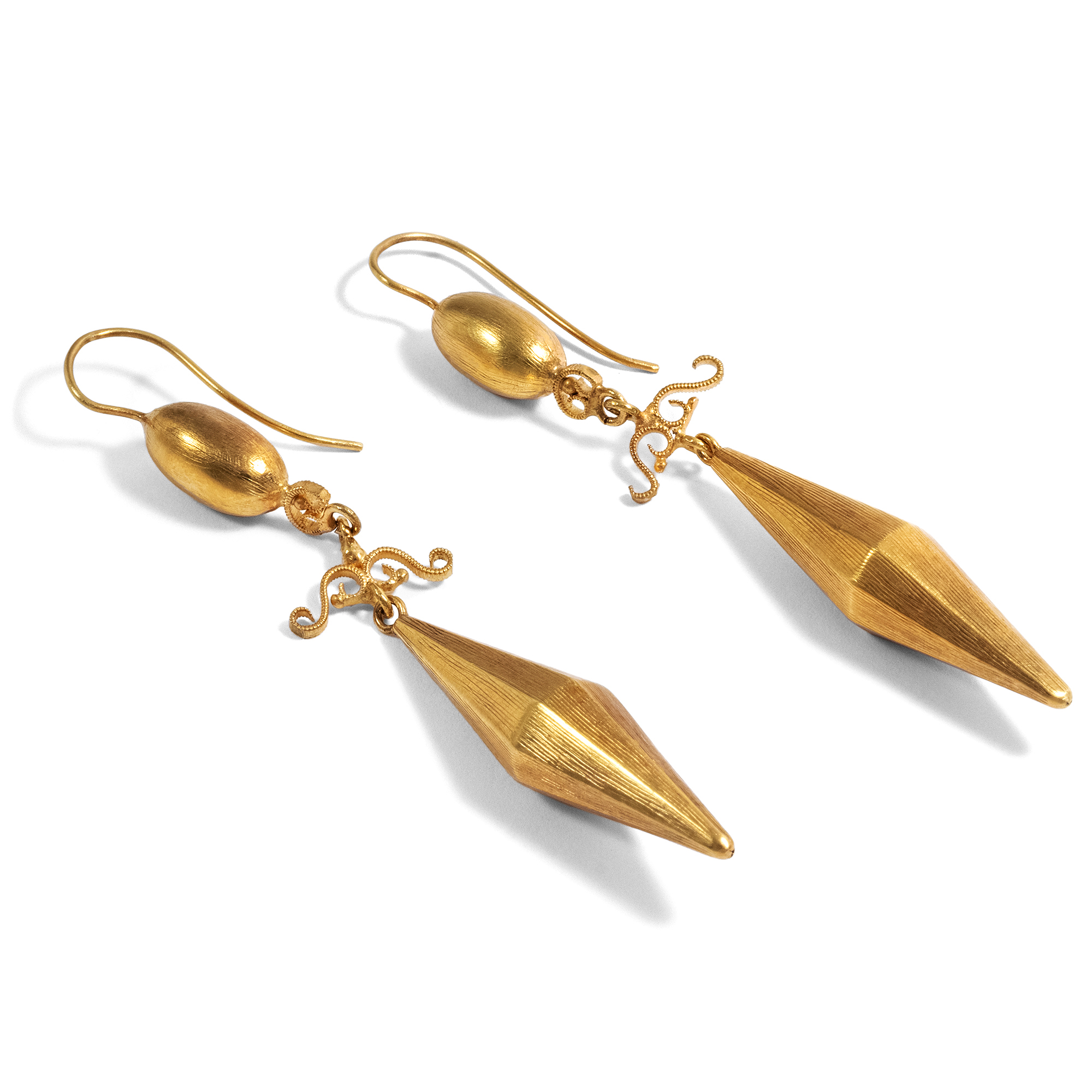 Long Victorian Gold Earrings, Great Britain ca. 1875