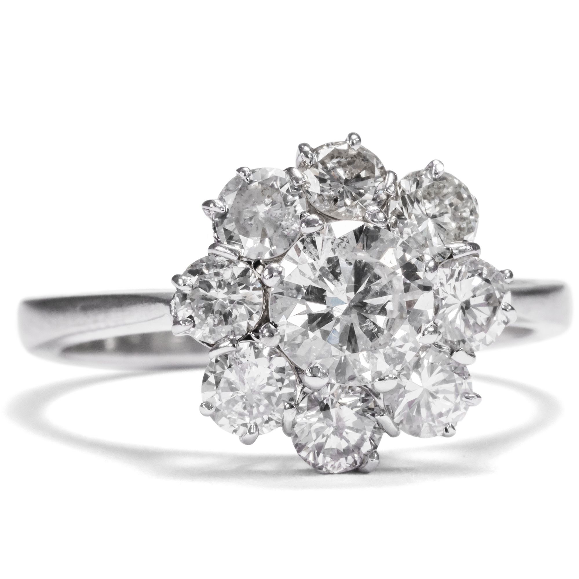 Vintage Daisy Ring with 1.45 ct Diamonds, Germany c. 1970