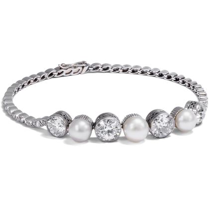 Luxuriöses Armband mit Naturperlen & Diamanten in Platin, um 1910 Luxuriöses Armband mit Naturperlen & Diamanten in Platin, um 1910