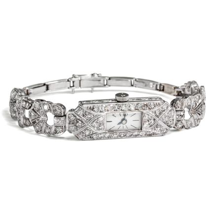 Edle Omega-Armbanduhr des Art Déco mit Diamanten in Platin, um 1930 Edle Omega-Armbanduhr des Art Déco mit Diamanten in Platin, um 1930