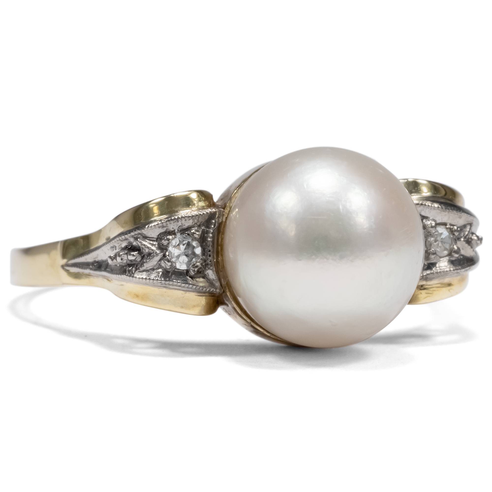 Retro Gold Ring With Cultured Pearl & Diamonds, ca. 1940