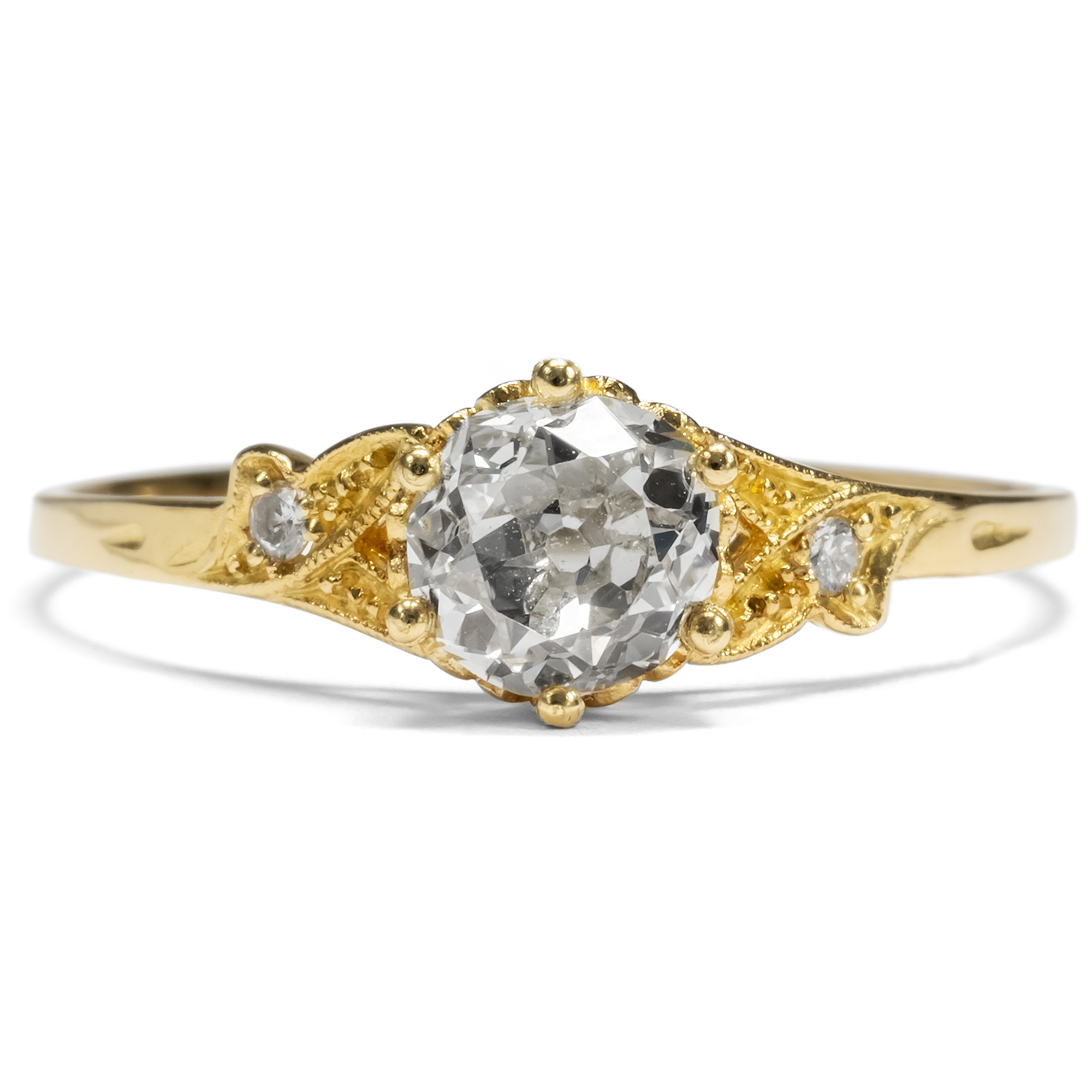 Feiner Gelbgold-Ring mit 0,677 ct Altschliff Brillant aus unserer Werkstatt Feiner Gelbgold-Ring mit 0,677 ct Altschliff Brillant aus unserer Werkstatt