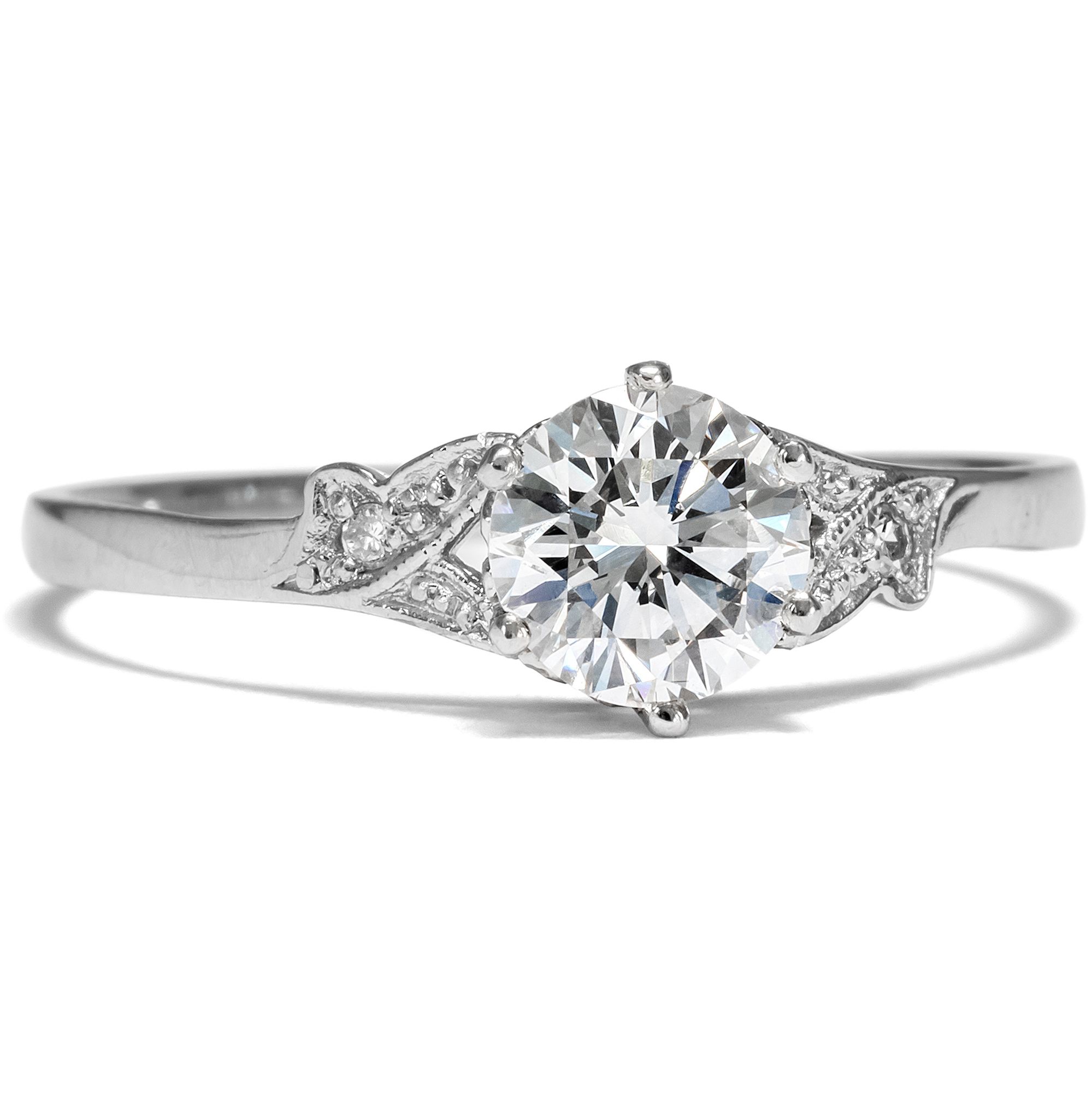 Luxurious Platinum Ring from our Workshop with Vintage 0.82 ct Diamond (F, vvsi)