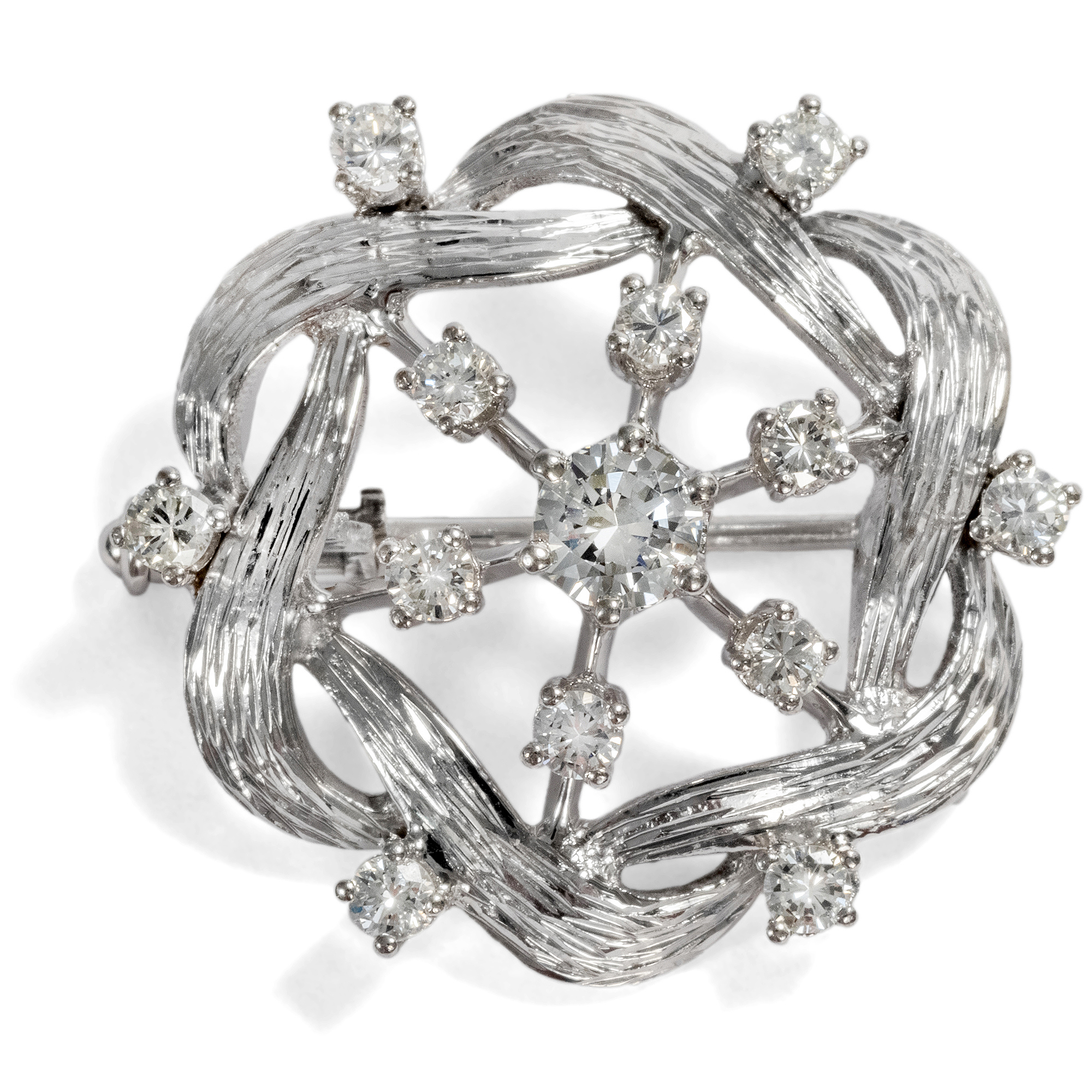 Exquisite Vintage Brooch With Diamonds in White Gold, ca. 1970