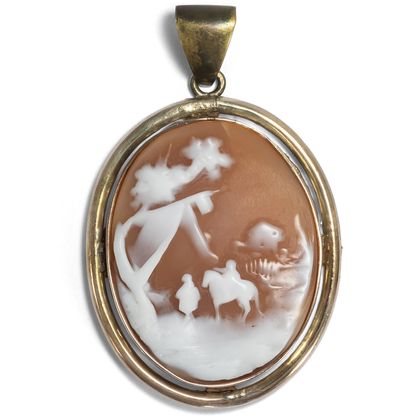 Seltene Muschelgemme gefasst als Anhänger, um 1860 Seltene Muschelgemme gefasst als Anhänger, um 1860