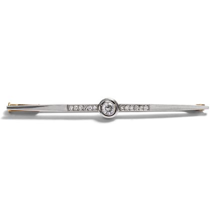 Elegante Stabnadel des Art Déco mit Diamanten, Deutschland um 1925 Elegante Stabnadel des Art Déco mit Diamanten, Deutschland um 1925